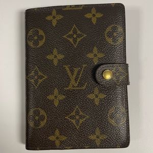 Louis Vuitton SMALL RING AGENDA COVER
